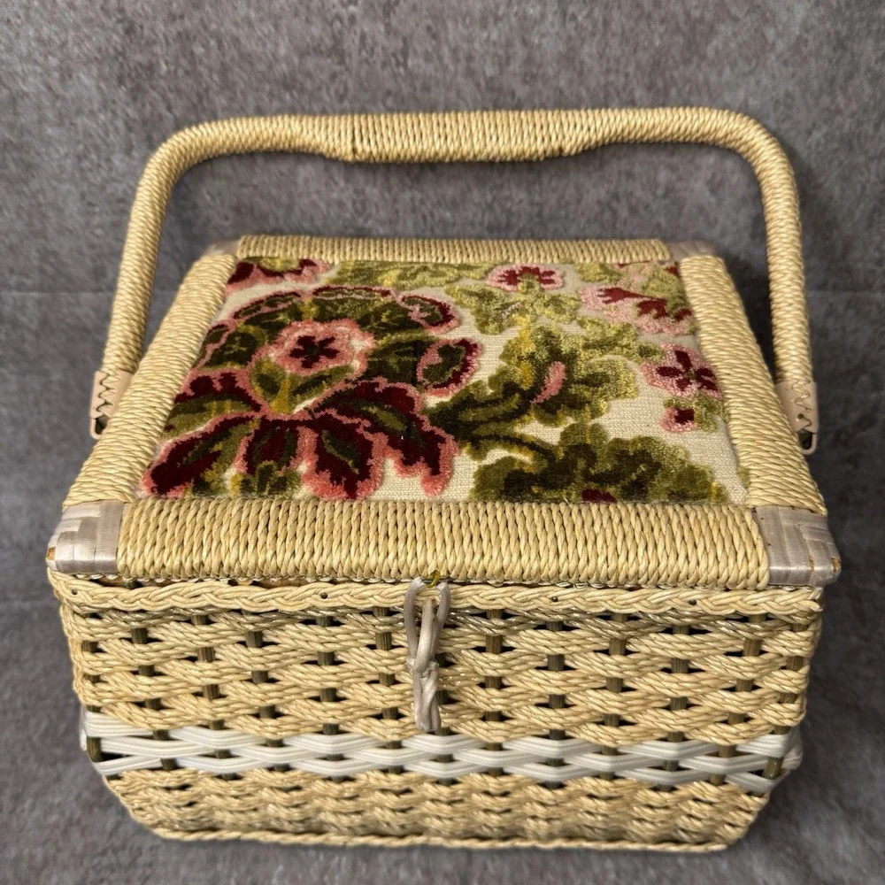 Vintage MCM Woven Wicker Sewing Basket Pink Maroon Green Floral Top Green Inside